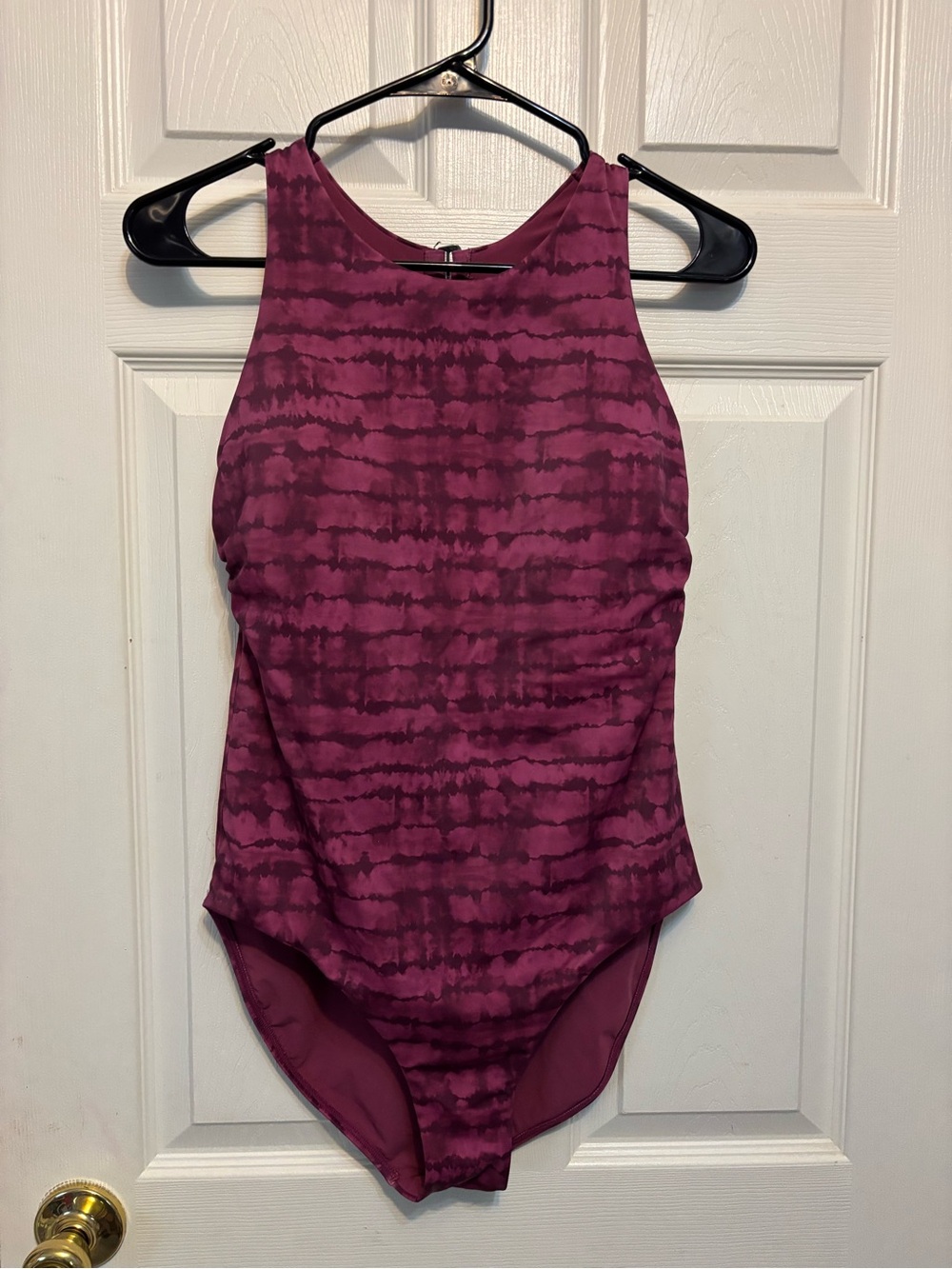 Women’s Athleta Maldives Printed One-Piece Swimsuit Plum M
